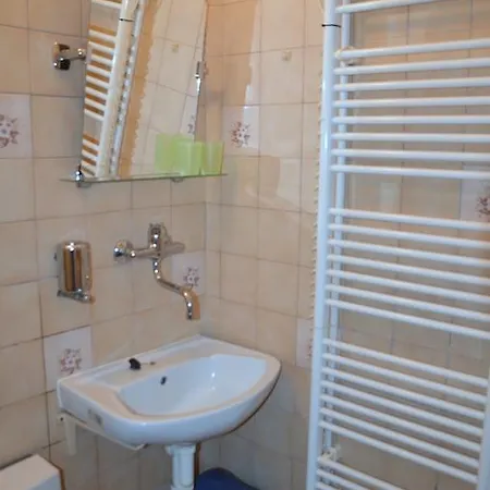 Motel Na Kovarne 2*