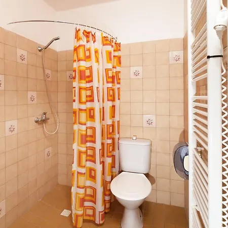 Na Kovarne 2*